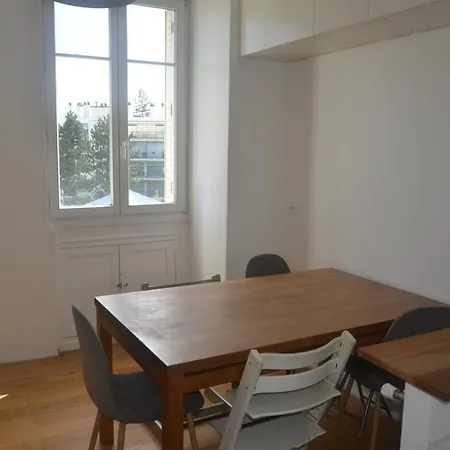 Daire Chez Gilles Et Capucine Versay
